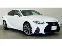 2020 Lexus IS