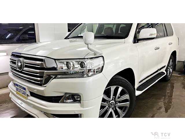 2017 Toyota Land Cruiser