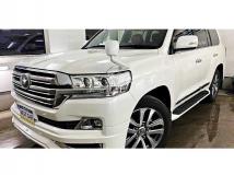 2017 Toyota Land Cruiser