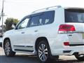 2018 Toyota Land Cruiser