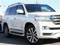 2017 Toyota Land Cruiser