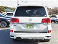 2018 Toyota Land Cruiser