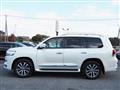 2018 Toyota Land Cruiser