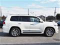 2018 Toyota Land Cruiser