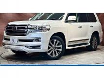 2018 Toyota Land Cruiser