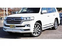 2018 Toyota Land Cruiser