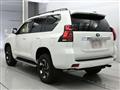 2022 Toyota Land Cruiser Prado