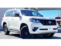 2023 Toyota Land Cruiser Prado