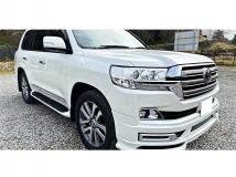 2018 Toyota Land Cruiser