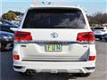 2018 Toyota Land Cruiser