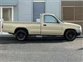 2003 Toyota Hilux