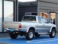 2003 Toyota Hilux
