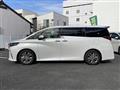 2025 Toyota Alphard