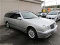 2000 Mercedes-Benz E-Class