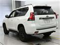 2022 Toyota Land Cruiser Prado