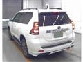 2022 Toyota Land Cruiser Prado