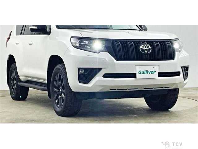 2023 Toyota Land Cruiser Prado