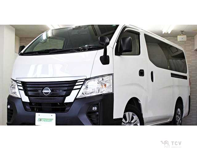 2025 Nissan NV350 Caravan