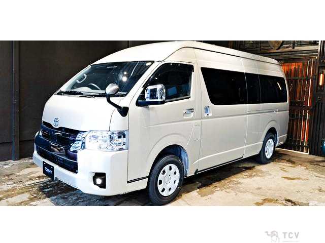 2025 Toyota Hiace Wagon