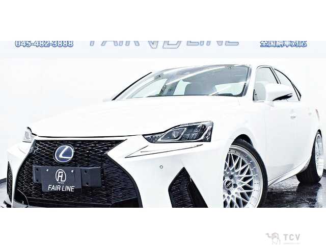 2017 Lexus IS