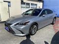 2019 Lexus ES