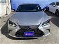 2019 Lexus ES