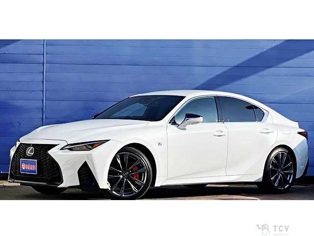 2021 Lexus IS