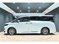 2025 Toyota Alphard