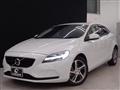 2017 Volvo V40