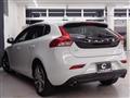 2017 Volvo V40
