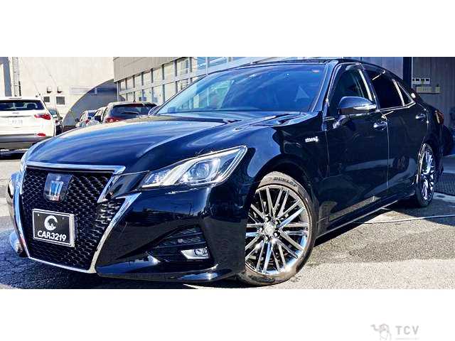 2016 Toyota Crown Hybrid