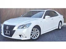 2013 Toyota Crown Hybrid