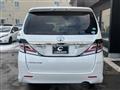 2013 Toyota Vellfire