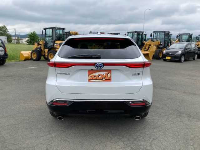 Toyota Harrier 2023 — фото 5 купить в Москве