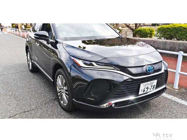 2025 Toyota Harrier Hybrid