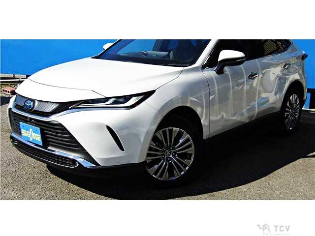 2022 Toyota Harrier Hybrid
