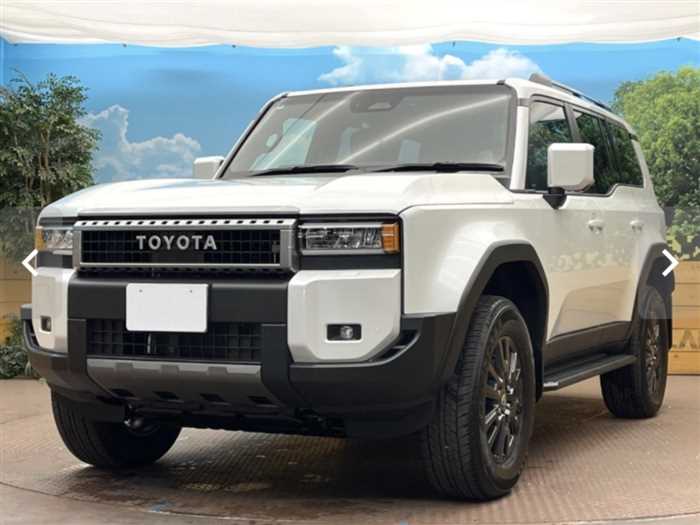 Toyota Land Cruiser VX Petrol 2024 — миниатюра 2