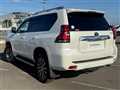 2021 Toyota Land Cruiser Prado