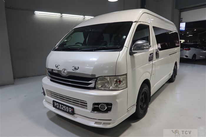 2006 Toyota Hiace