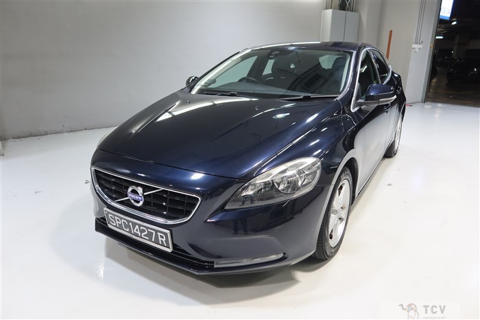 2016 Volvo V40
