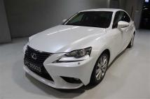 2016 Lexus IS