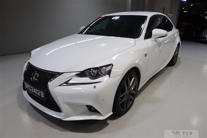 2016 Lexus IS
