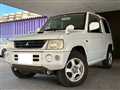 2000 Mitsubishi Pajero Mini