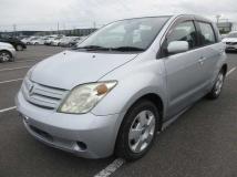 2004 Toyota IST