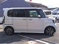 2017 Honda N BOX