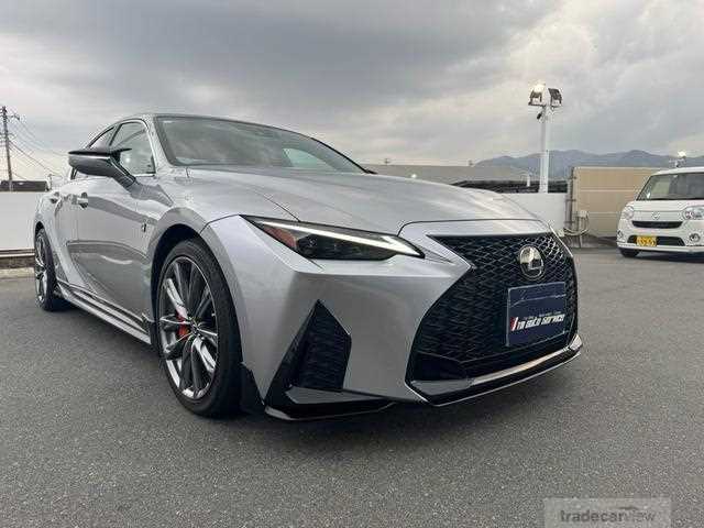 2021 Lexus IS
