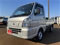 2023 Nissan Clipper Truck