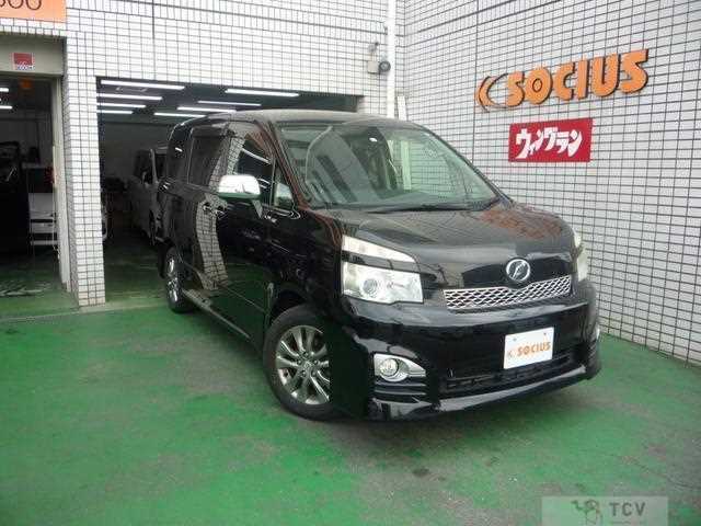 2012 Toyota Voxy