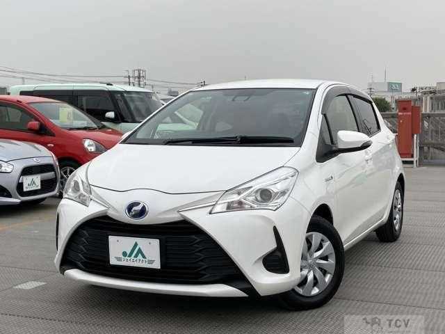 2017 Toyota Vitz