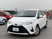 2017 Toyota Vitz